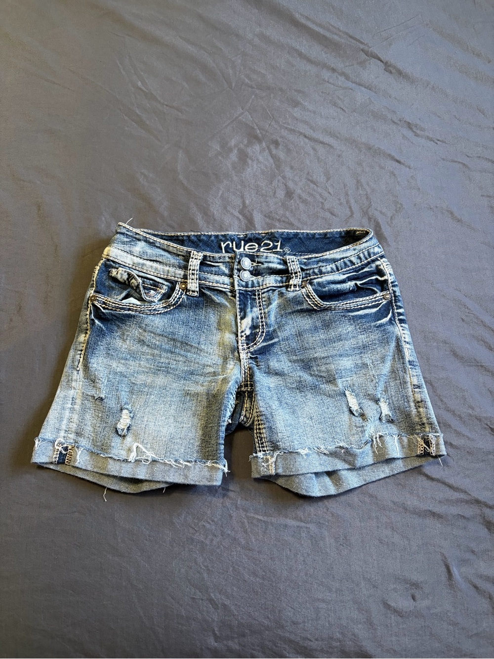 Rue21 low rise blue denim. Size curvy 7/8.